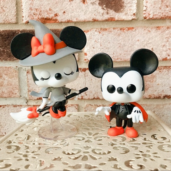 Vampire Mickey #795 & Witch Minnie Funko #796 Pops